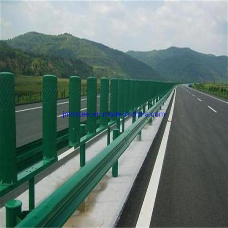 Chine 
                                 Aashto M180 a galvanisé l'autoroute de l'autoroute rambarde                             fournisseur