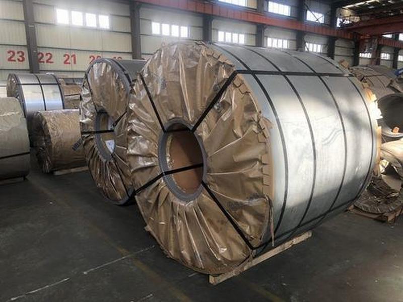 SAE1006/Q235 Pickled Oiled Hot Rolled Carbon Steel Coil